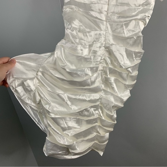 Alamour Roberta Dress Satin Ruched Bridal Mini White NWT Draped Fitted XS - Picture 15 of 15